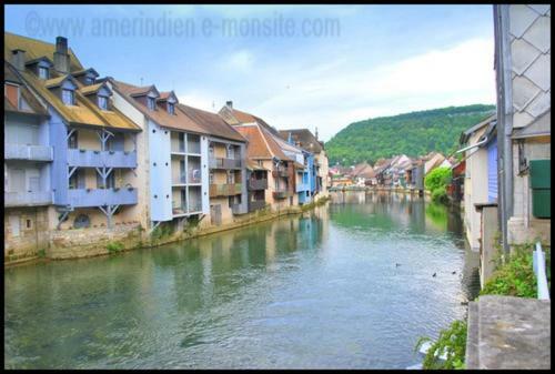 Appartement Le Chalet Ornans Exterior foto